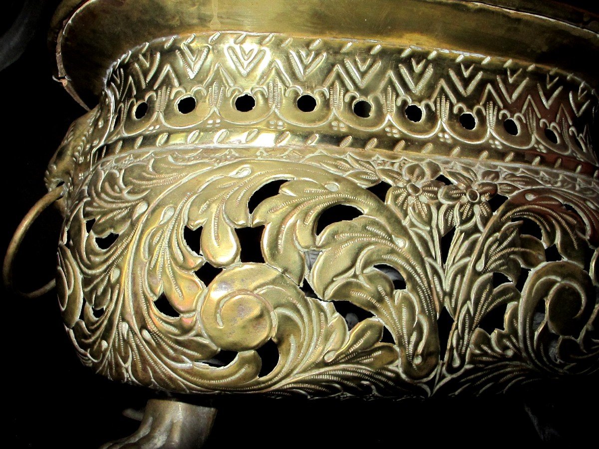 Lions Paw Brass Planter-photo-4