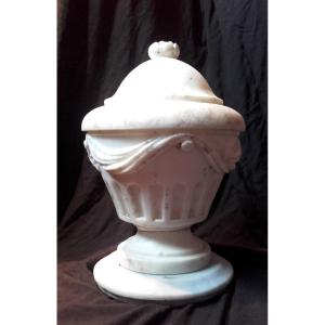 Louis XVI Period Carrara Marble Garden Urn