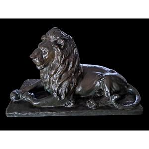 Japanese Bronze By Ichiga Numata - Reclining Lion