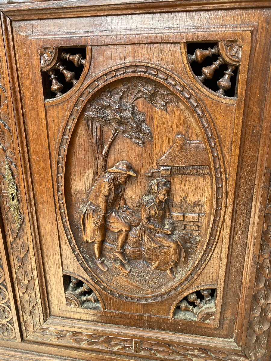 Buffet 2 Corps Henry II Carved-photo-3