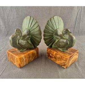 Oscar Waldmann (1856-1937) – Pigeons. Pair Of Art Deco Bronze Bookends Signed