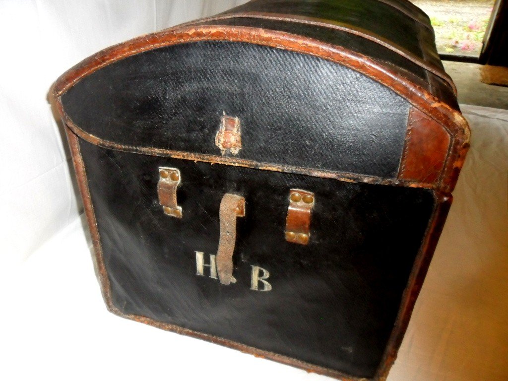 Leather Travel Trunk-photo-1