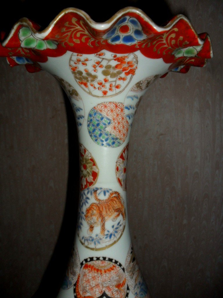 Pair Of Kutani Vases -photo-4