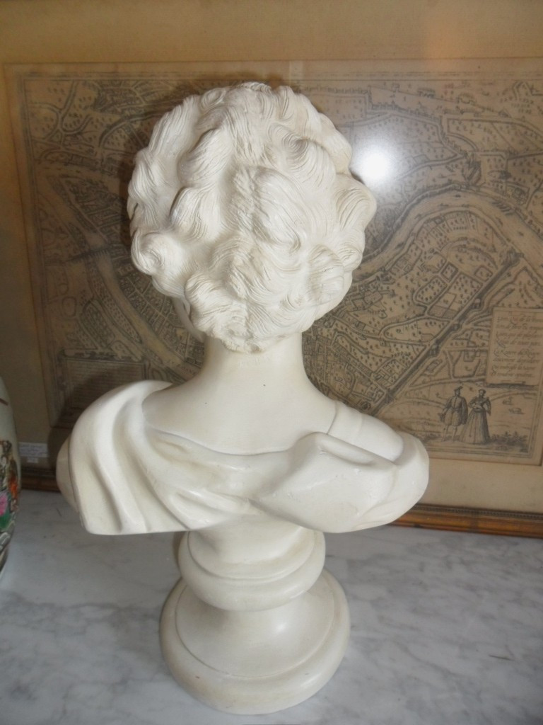 Antique Bust Of A Young Boy In Plaster -photo-2