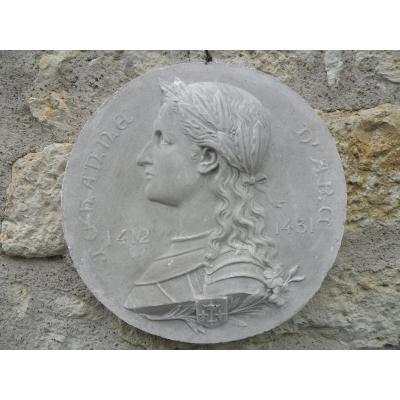 Bas Relief En Médaillon Jeanne d'Arc Par F. Faivre