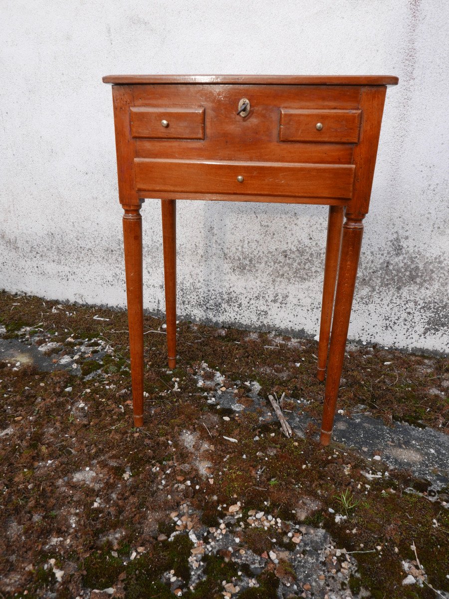 Small Directoire Dressing Table, Late 18th Century, In Beech