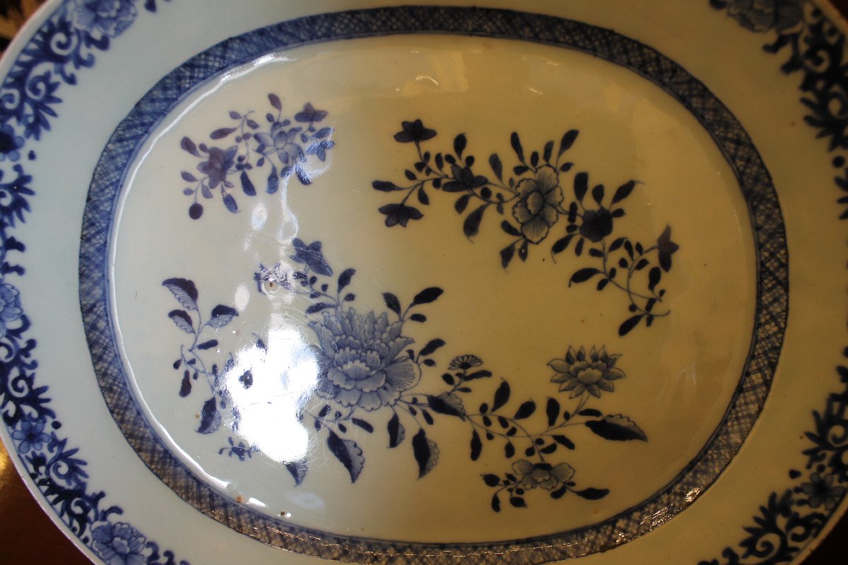 Pair Of Oval Dishes In Blue And White Porcelain, China, Eighteenth Century-photo-3