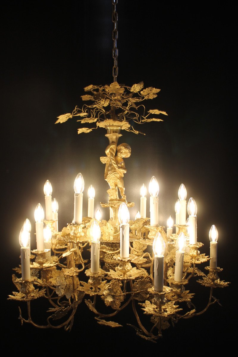 Important Bronze Chandelier In Putto, End Of The 19th Century