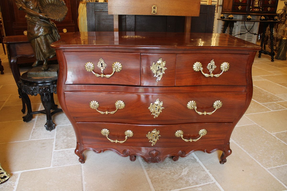 Commode Louis XV En Acajou Massif, La Rochelle, époque XVIIIe Siècle