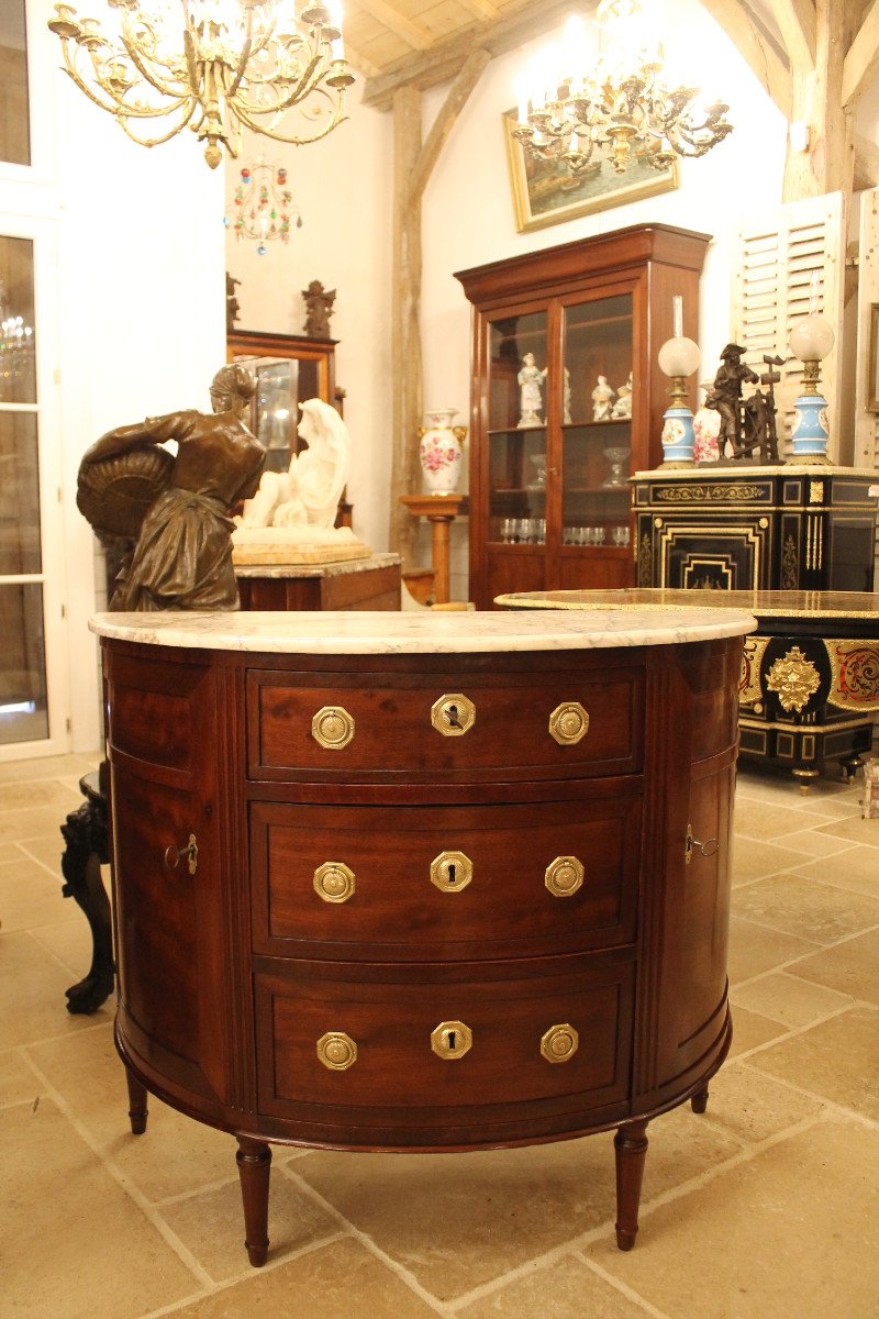 Petite Commode Demi Lune En Acajou, Epoque Louis XVI