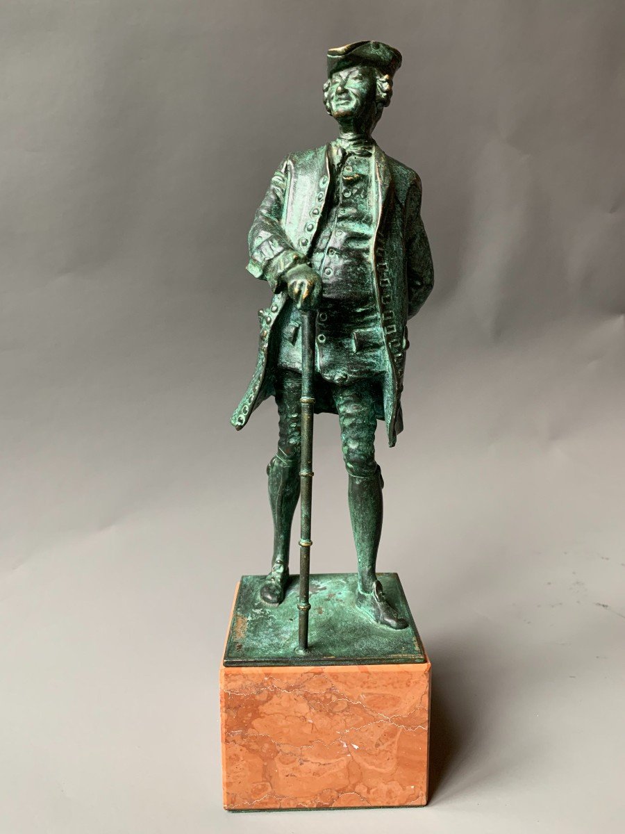 Bronze à Patine Verte - XXème - Gentilhomme Du XVIIIème Siècle 