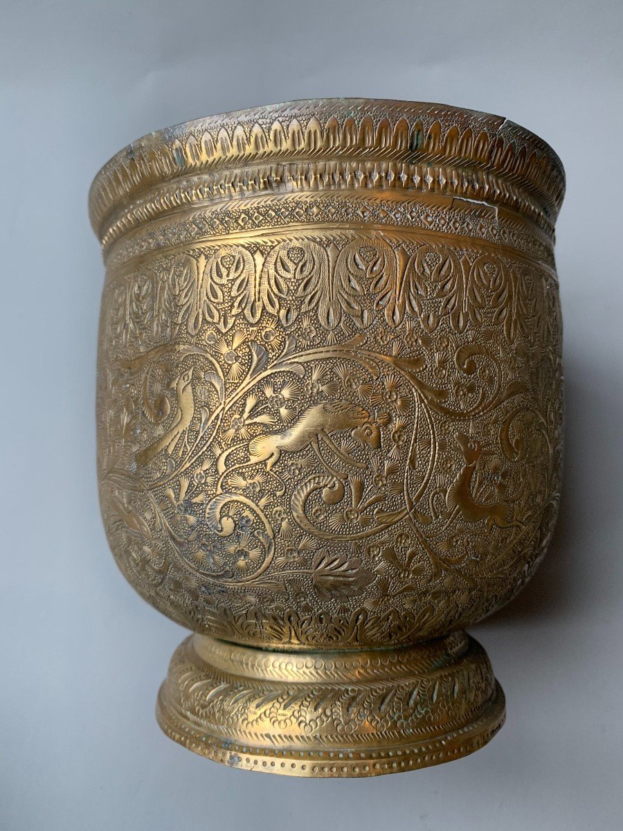 Copper Vase 19th Century - Qajar Persian Ottoman Islamic - Animals-photo-4