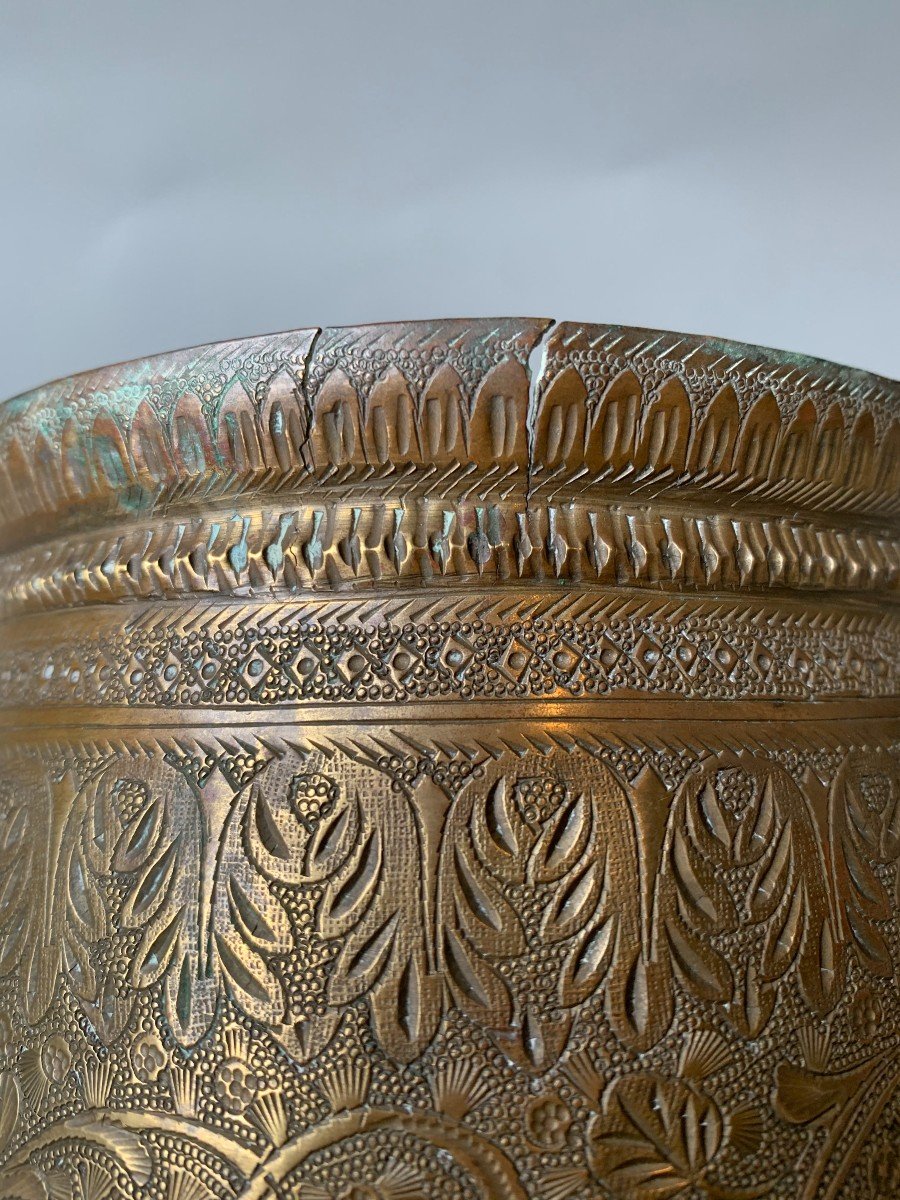 Copper Vase 19th Century - Qajar Persian Ottoman Islamic - Animals-photo-2