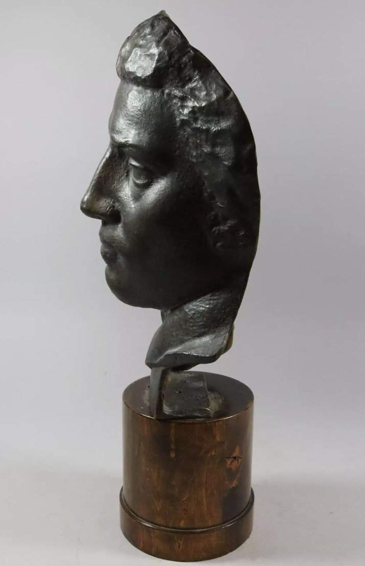 Bronze Bust Of A Man - Early 20th Century - 1920s-30s-photo-2