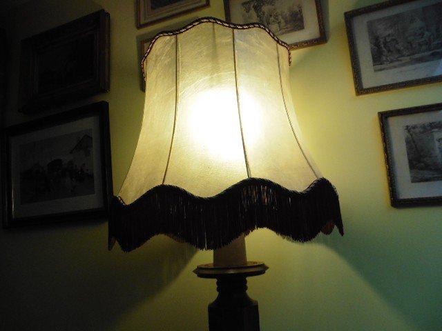 Large Old Floor Lamp In Solid Walnut And Lampshade Early 20th Century-photo-1