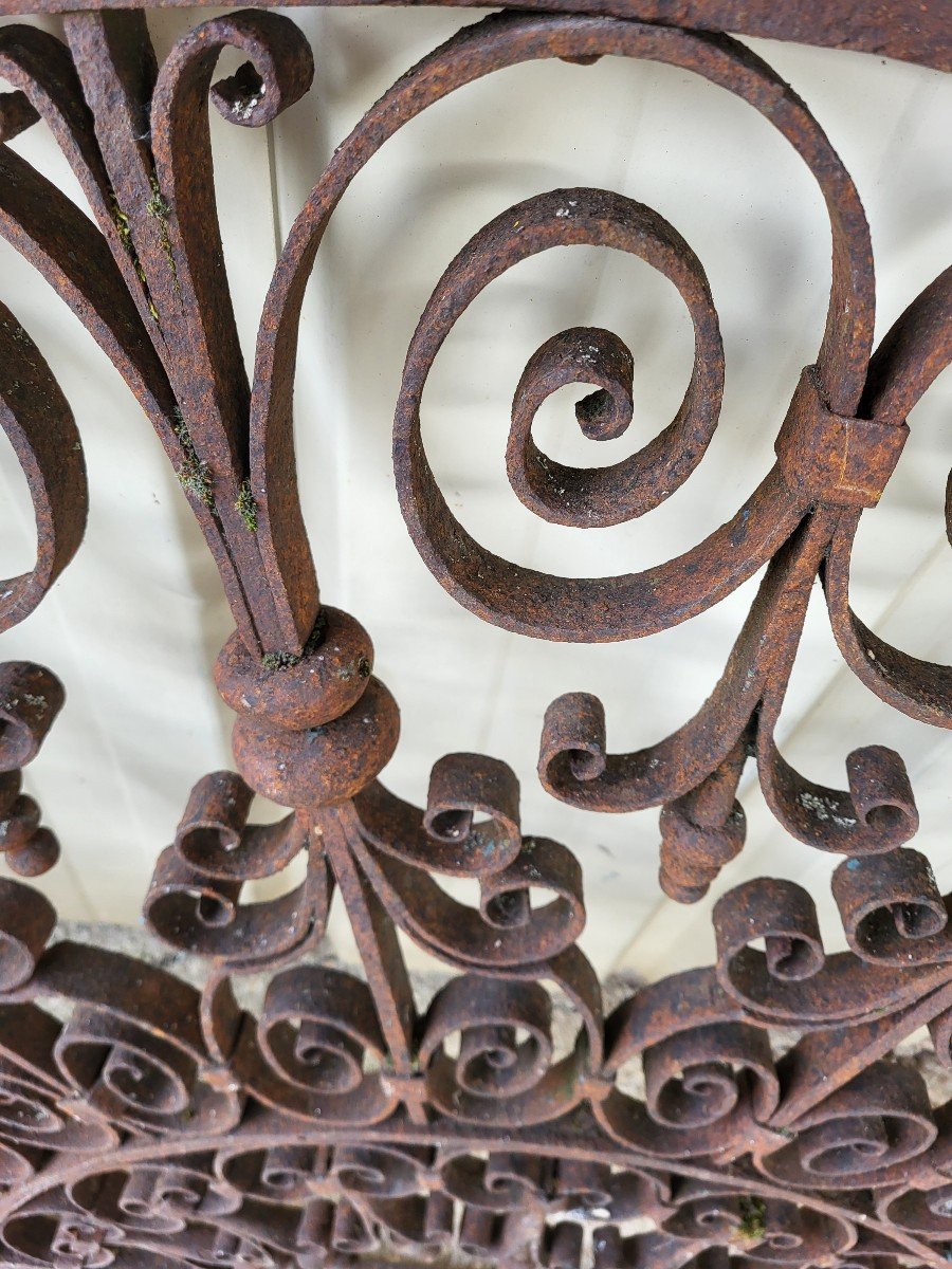 18th Century Half-moon Wrought Iron Grille -photo-3