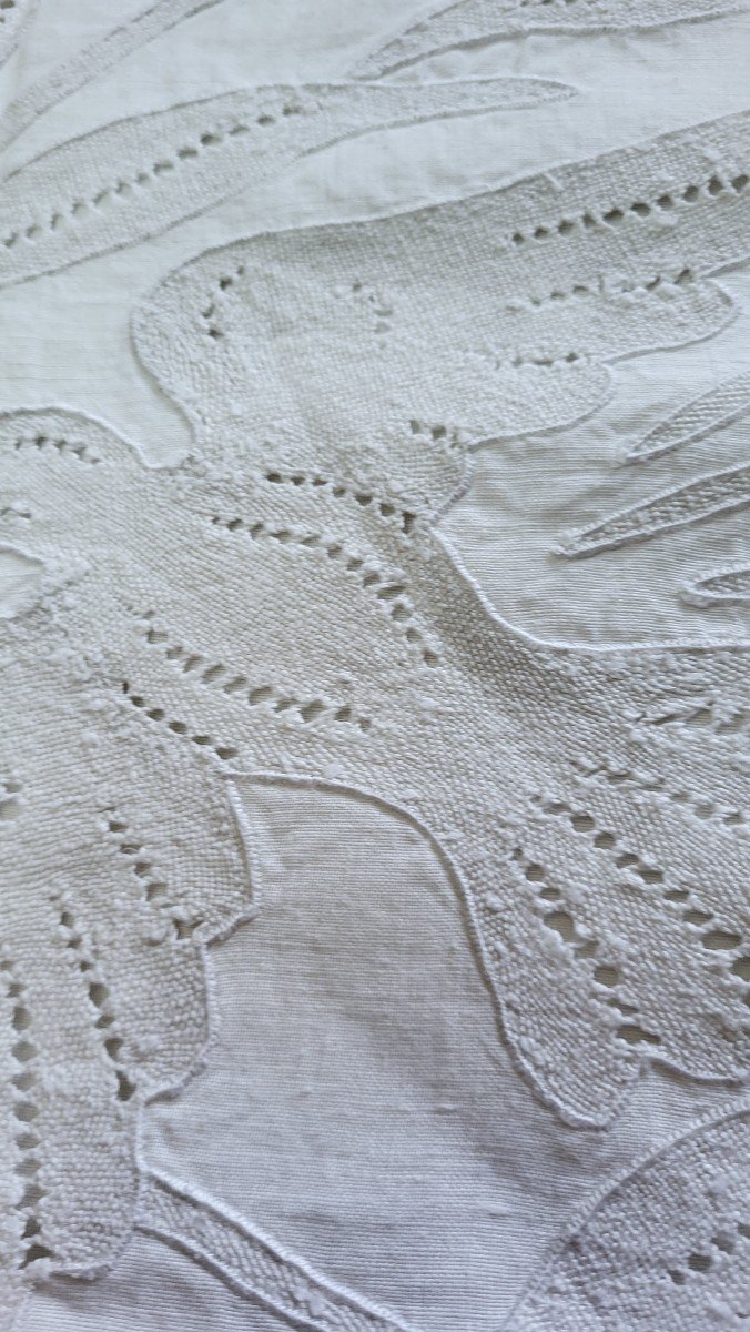 Large White Linen Thread Sheet Without Embroidered Monogram Couple Of Doves And Flowers -photo-2