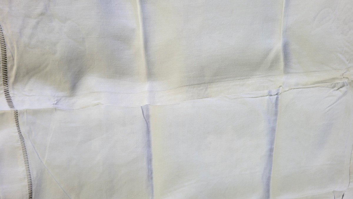 Large White Linen Thread Sheet Without Embroidered Monogram Couple Of Doves And Flowers -photo-6