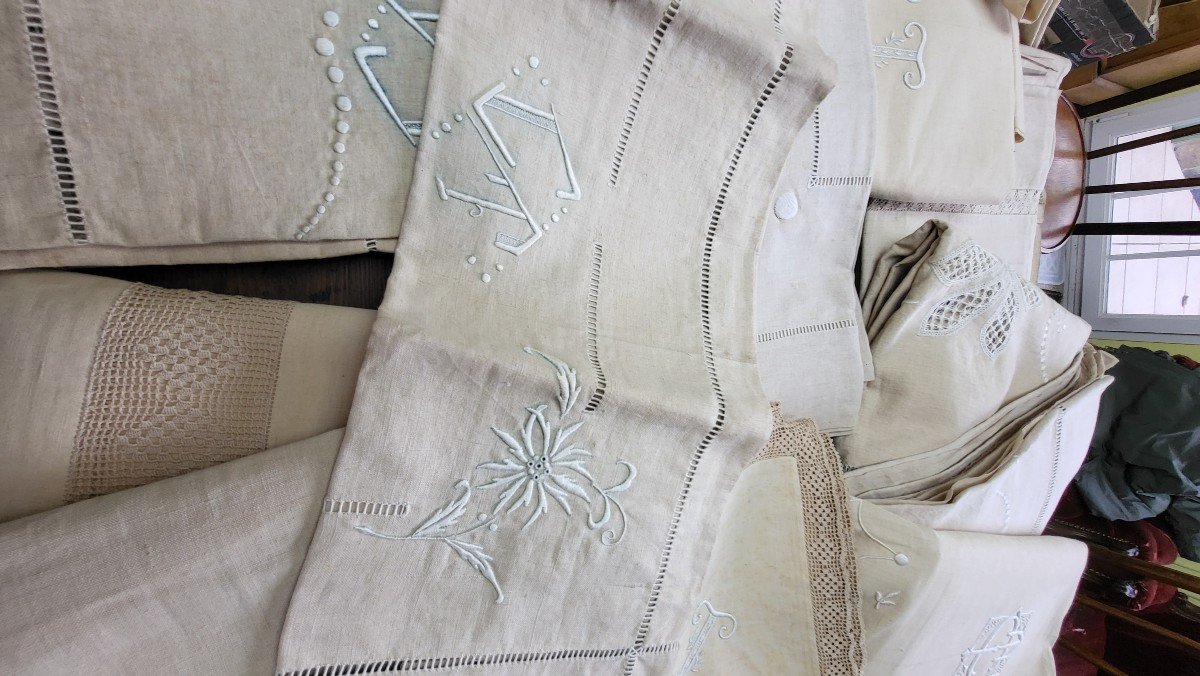 New Linen Set 16 Embroidered Sheets Large Width 240 Cm + 5 Flat Sheets + 16 Pillowcases  -photo-3