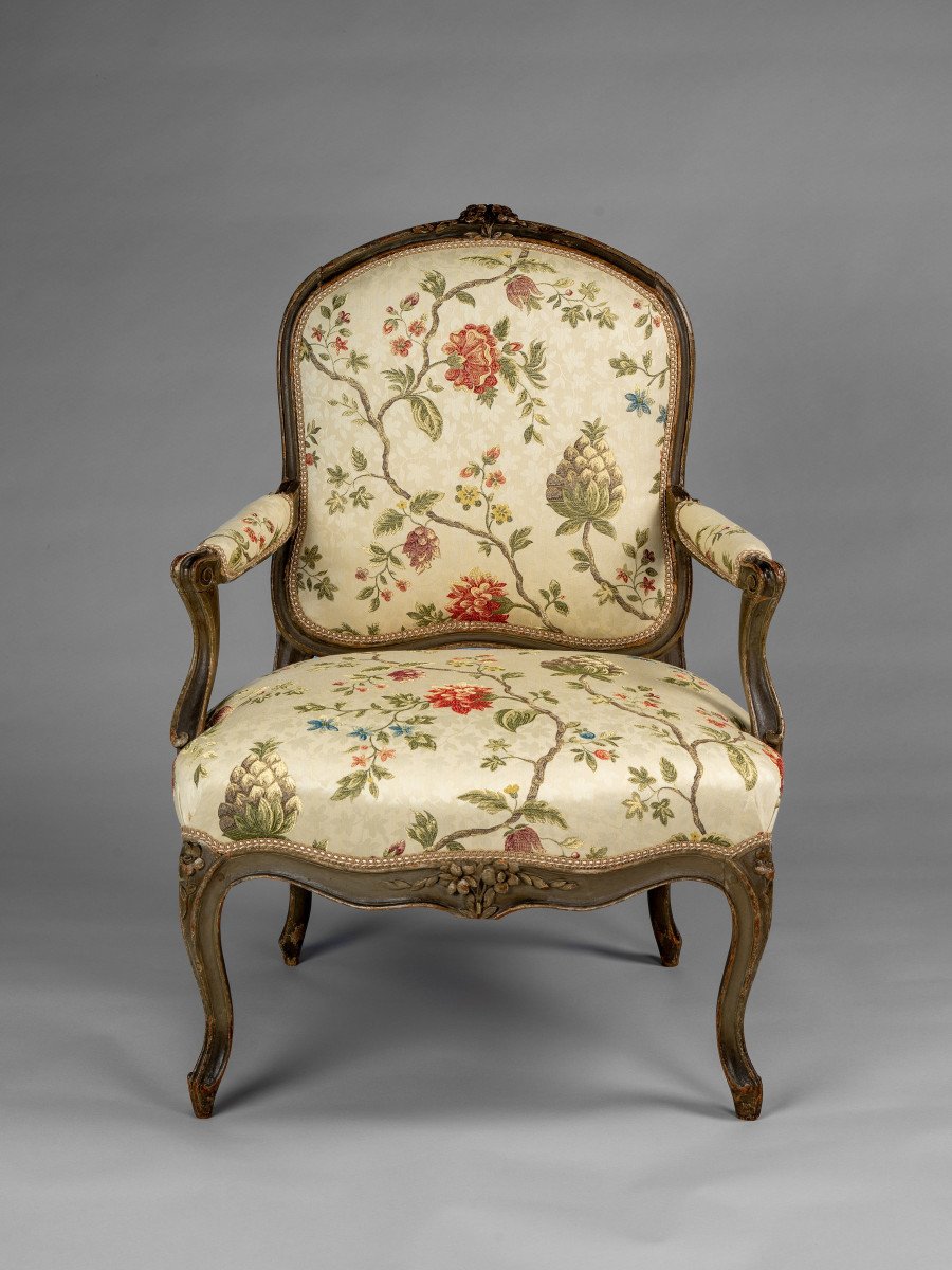 A La Reine Armchair With Curved Back, Stamped L. Delanois. Paris, Around 1765-1768-photo-3