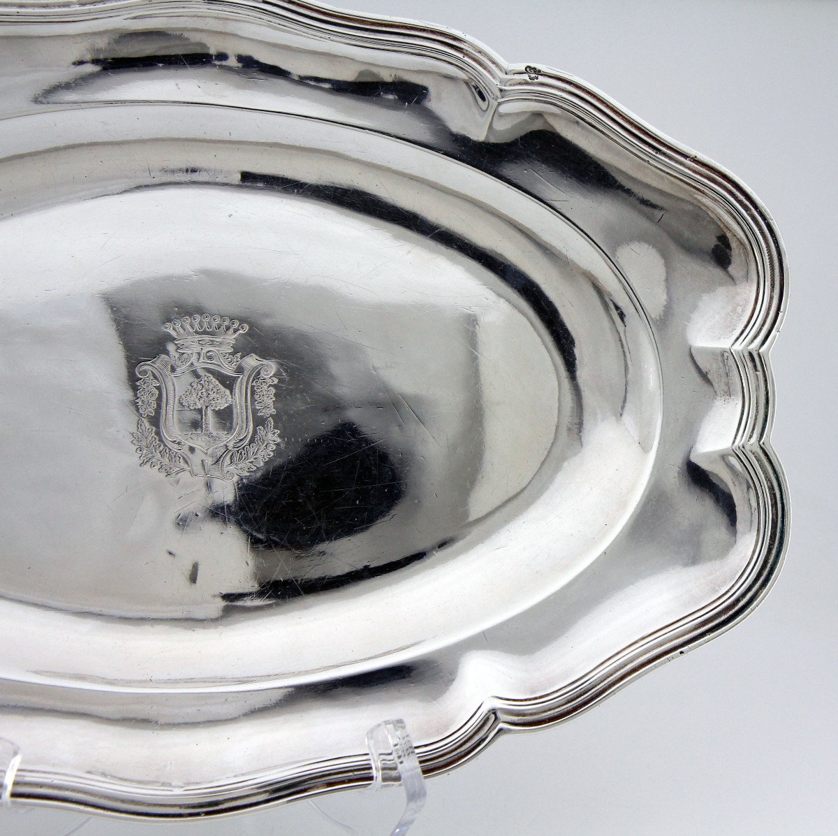 Small Oval Dish In Solid Silver With Coat Of Arms, By Claude Laurent, Paris 1743-1744-photo-4