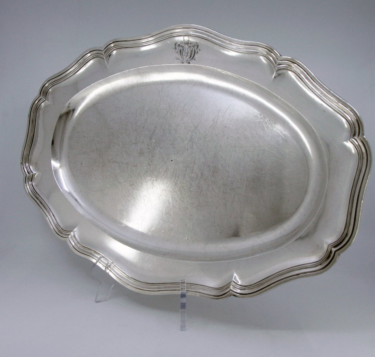 Très grand plat ovale en argent massif par Eloi Guérin - armoiries von Brackel - Paris, 1755-56-photo-3