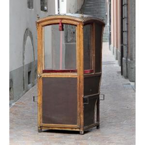 Sedan Chair, Louis XV Period, Circa 1760, In Very Good Original Condition