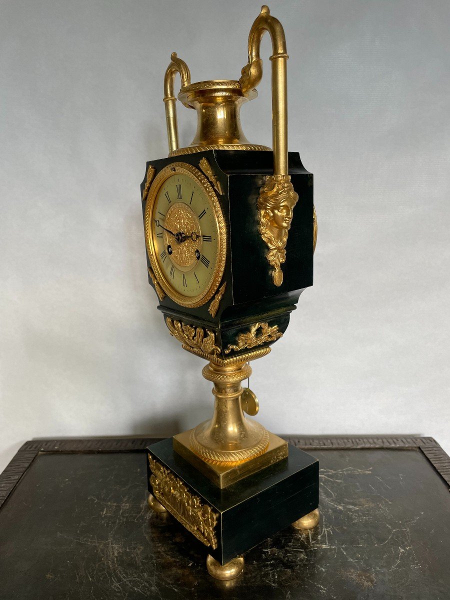 Clock Vase With Swans, Ht 42.-photo-2