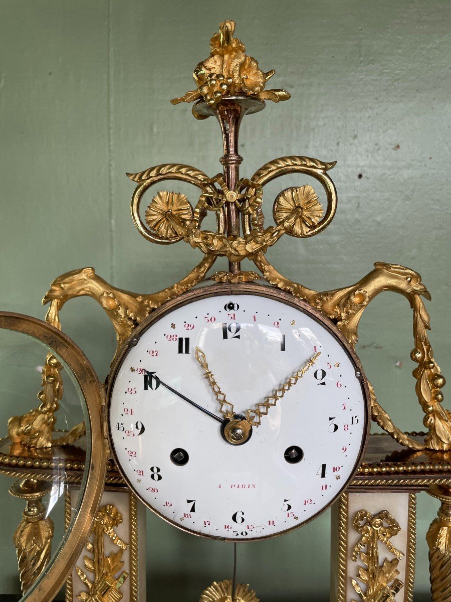 Pendule Epoque Louis XVI à Quantieme Ht 44