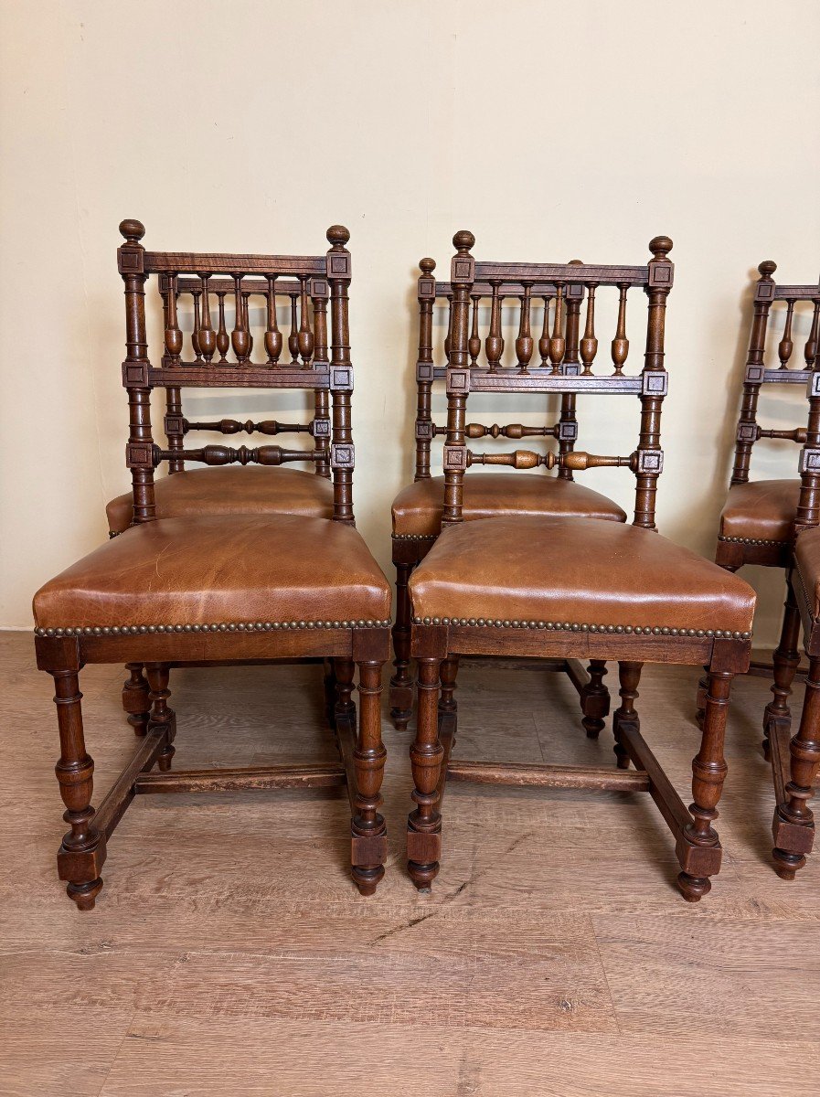 Series Of 6 Renaissance Chairs In Solid Walnut-photo-2