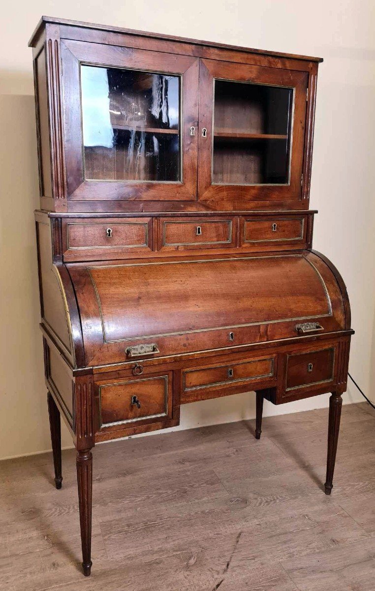 Magnificent Louis XVI Period Cylinder Desk In Solid Cuban Mahogany Circa 1760-photo-2