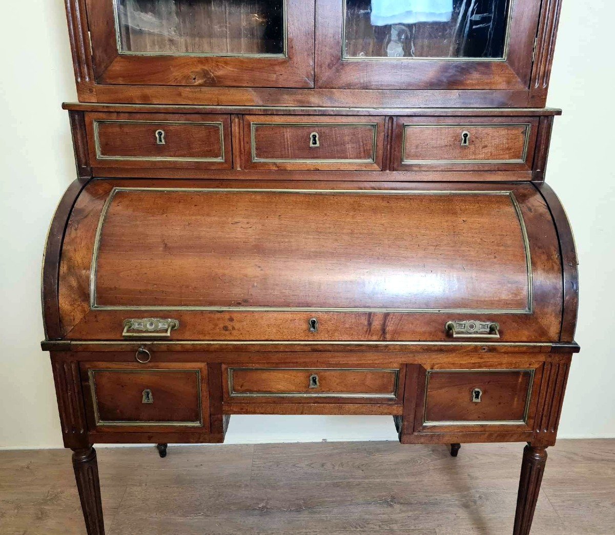 Magnificent Louis XVI Period Cylinder Desk In Solid Cuban Mahogany Circa 1760-photo-3