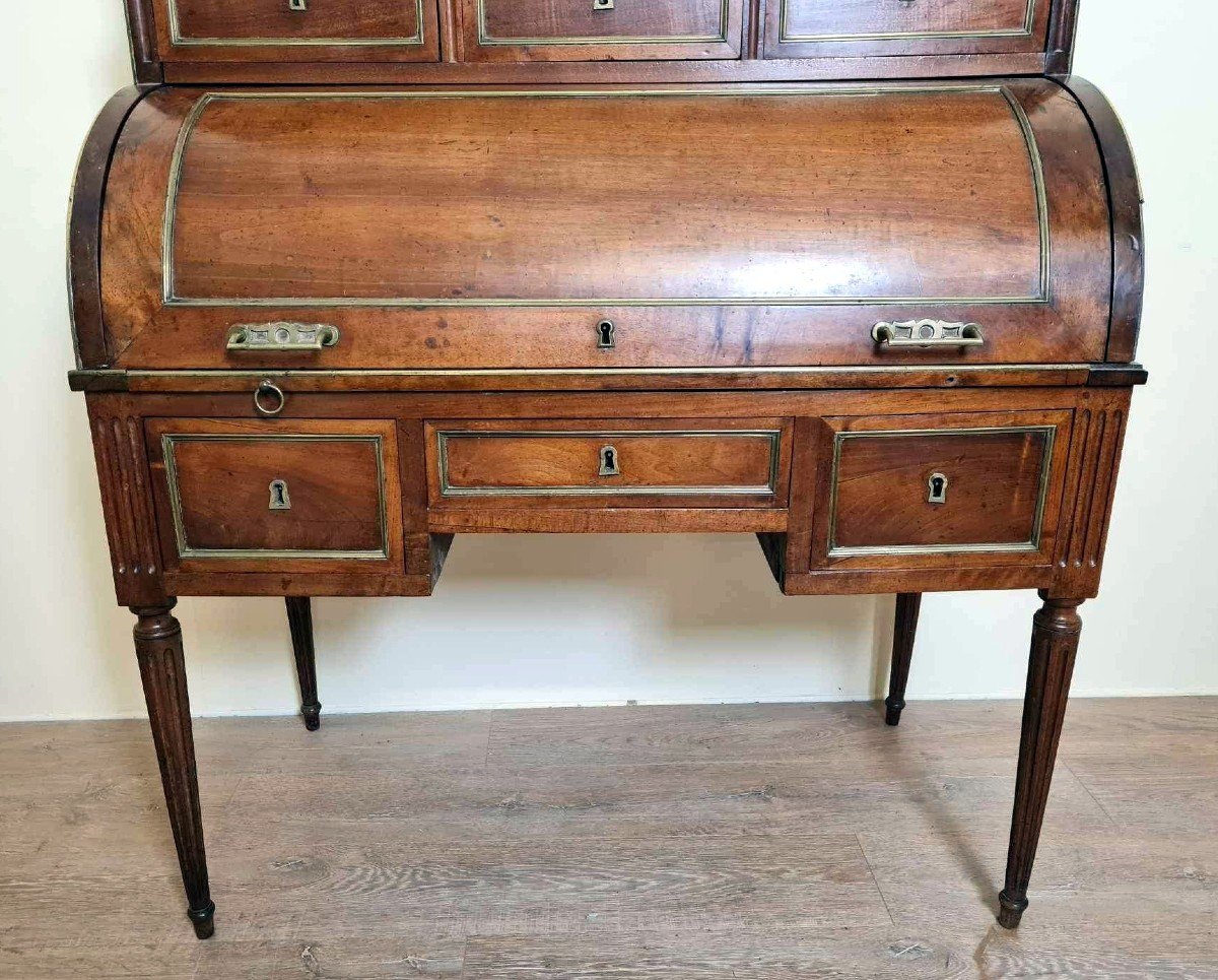 Magnificent Louis XVI Period Cylinder Desk In Solid Cuban Mahogany Circa 1760-photo-4