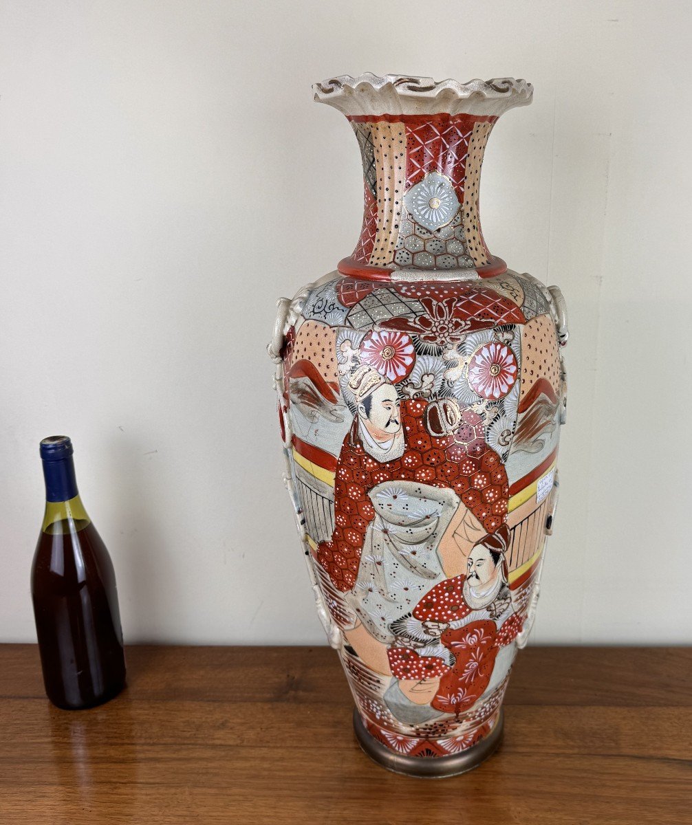 19th Century Japan: Huge Kyoto Satsuma Vase -photo-1