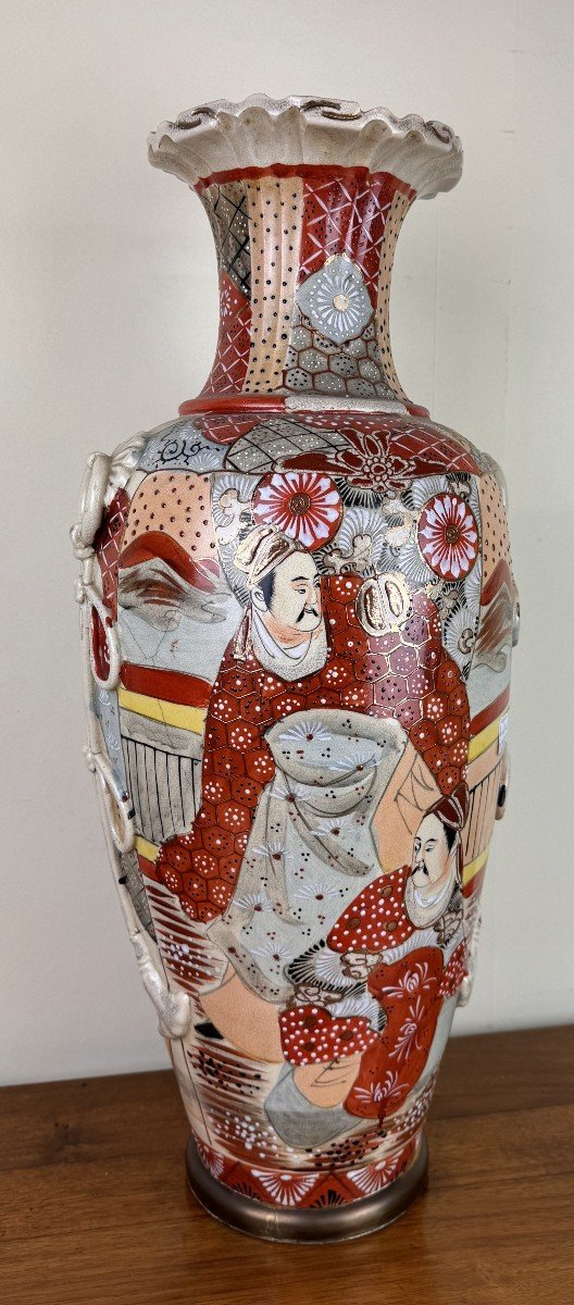 19th Century Japan: Huge Kyoto Satsuma Vase 