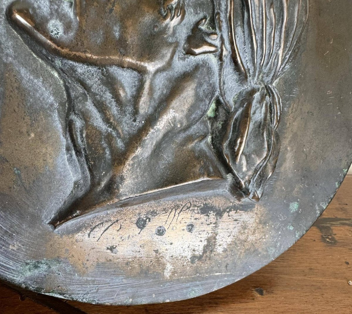 Tondo Medallion In Patinated Bronze With The Profile Of Marat With The Phrygian Cap-photo-2