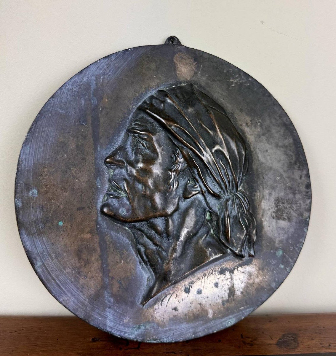 Tondo Medallion In Patinated Bronze With The Profile Of Marat With The Phrygian Cap