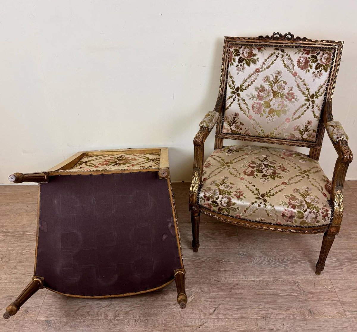Suite Of 4 Large Louis XVI Style Armchairs In Golden Wood-photo-5