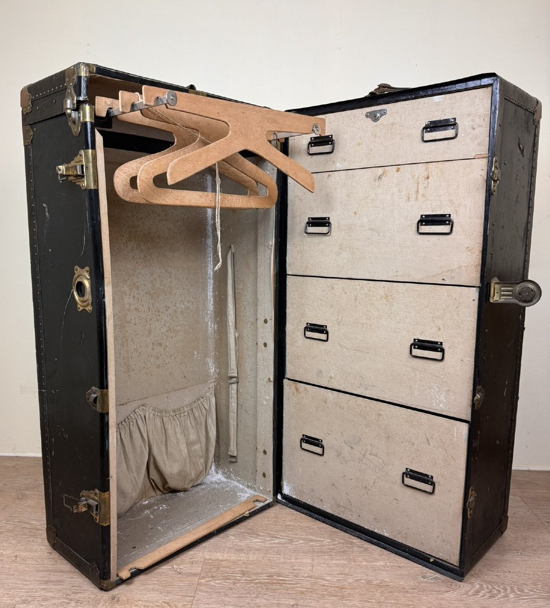 Cabin Trunk From The Early 20th Century