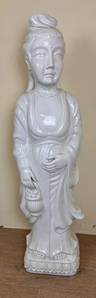 Très Grande Statue En Porcelaine Blanc De Chine / Hauteur 106 Cm