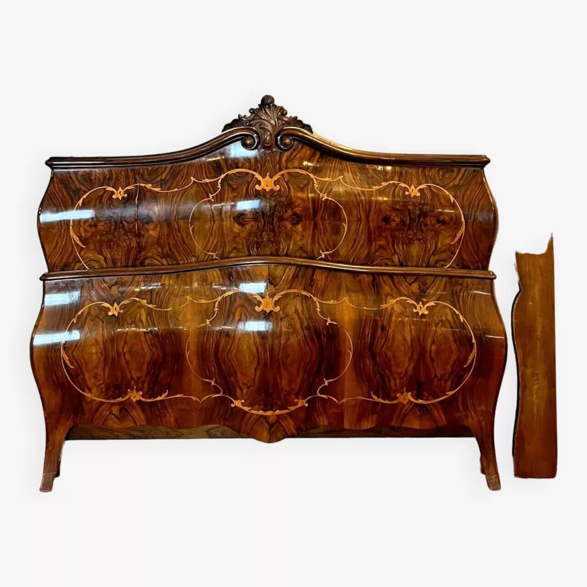 Louis XV Style Curved Venetian Center Bed In Marquetry 