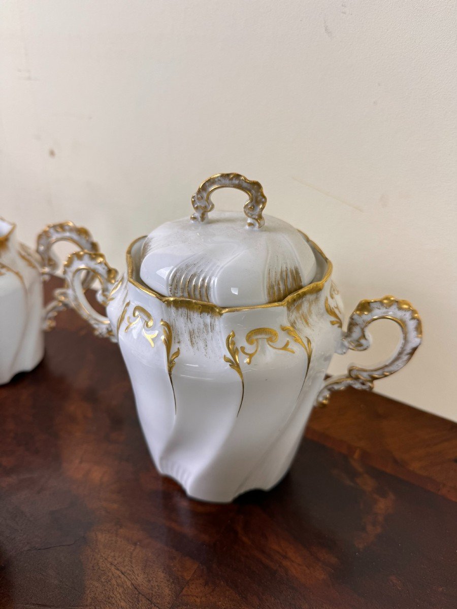 Lyonnaise Porcelain 19th Century: Coffee Service With Gold Decorations On A White Background 27 Pieces-photo-4