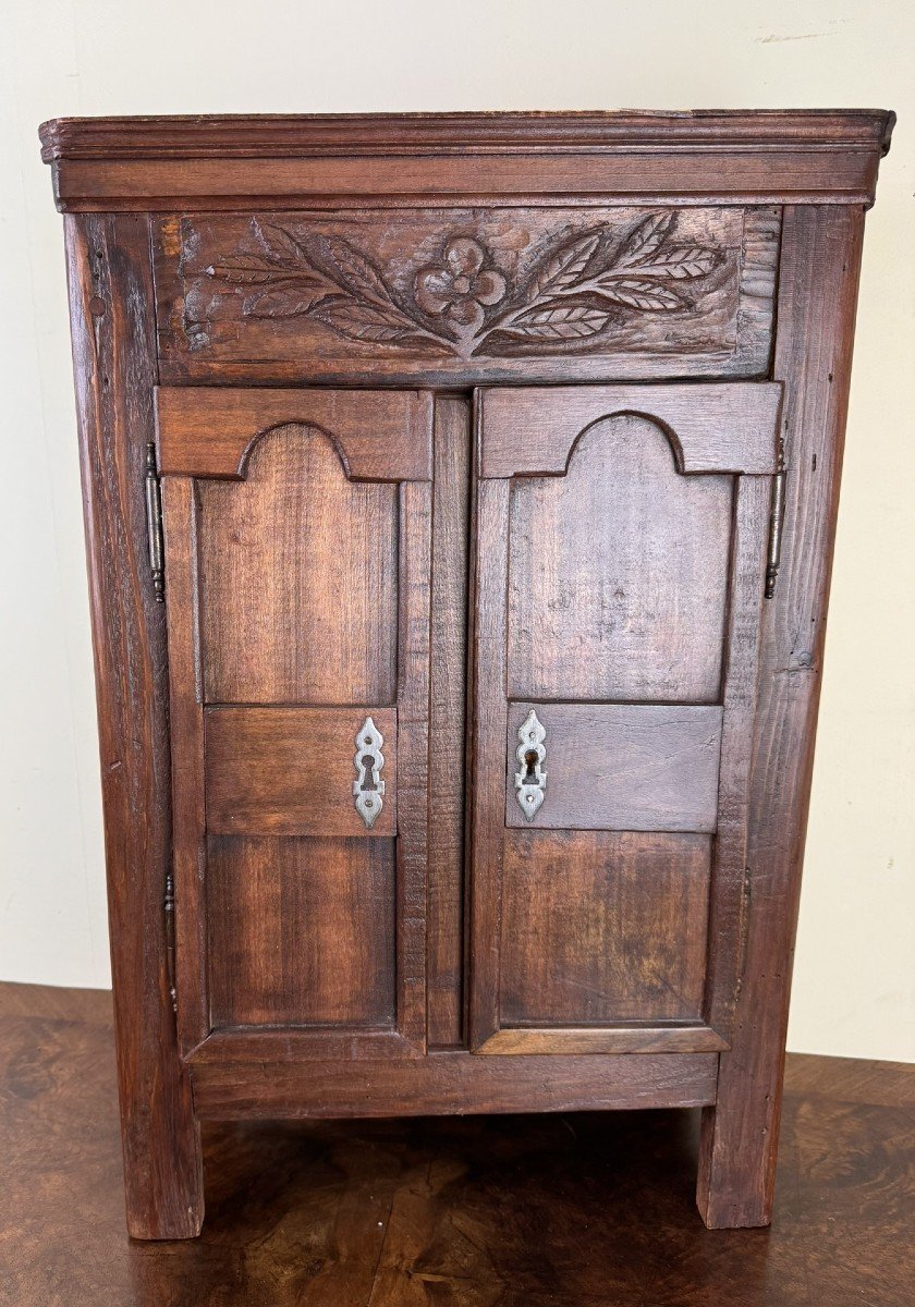 Travail De Maitrise époque XIXeme Pour Cette Armoire-photo-2