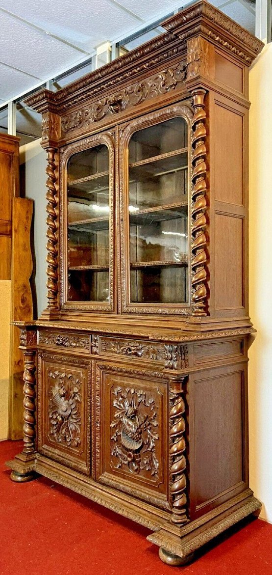 Renaissance Style Hunting Lodge Library In Oak -photo-5