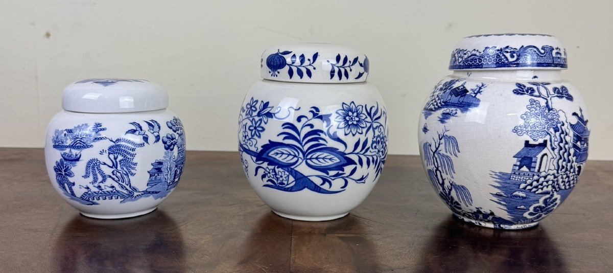 3 Porcelain Ginger Jars With Japanese Decor 