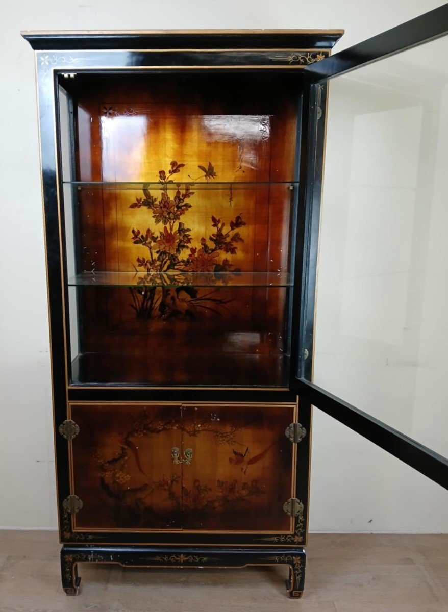 Pretty Chinese Display Case In Lacquer And Painted Motifs, 20th Century-photo-3