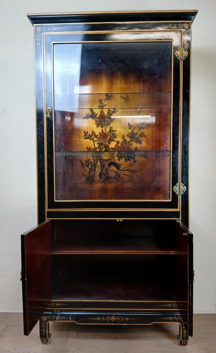 Pretty Chinese Display Case In Lacquer And Painted Motifs, 20th Century-photo-2