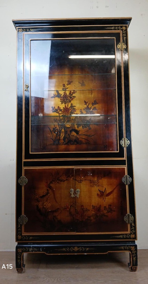 Pretty Chinese Display Case In Lacquer And Painted Motifs, 20th Century-photo-4