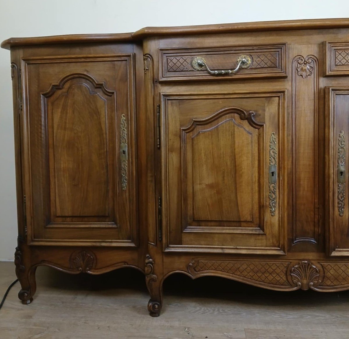 Large Louis XV Style Provencal Sideboard In Solid Walnut, 20th Century -photo-4