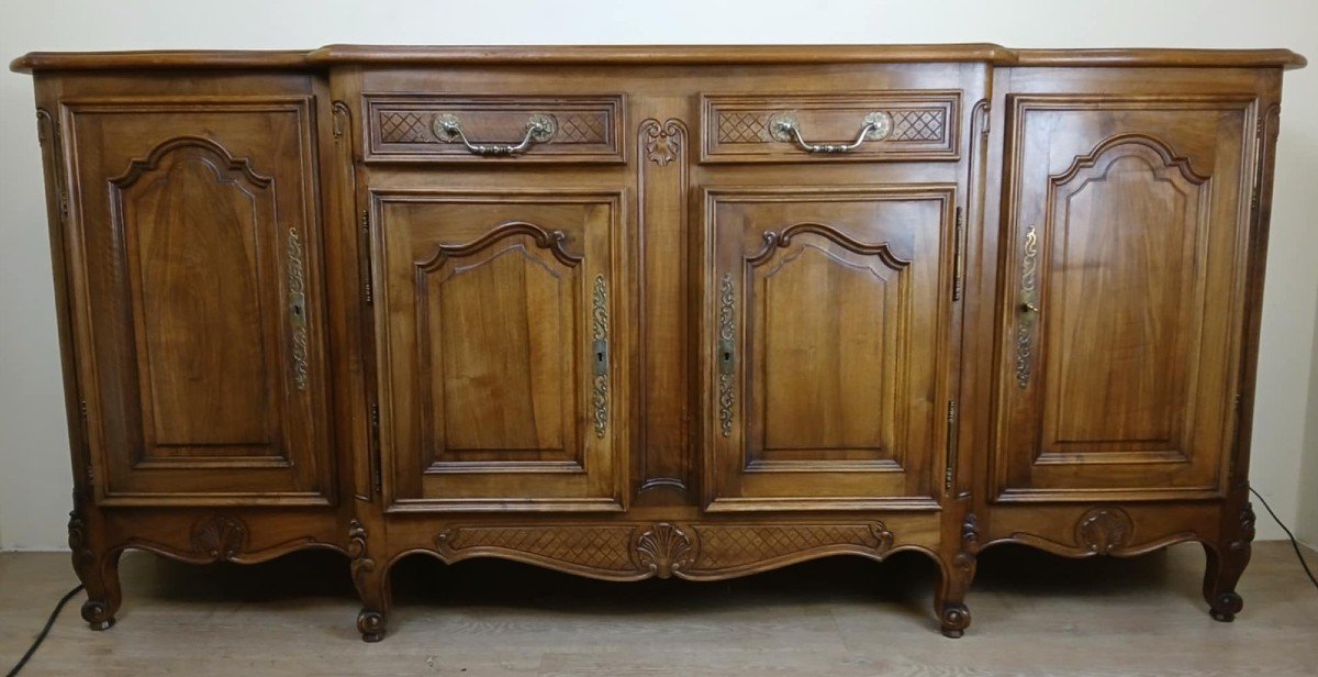 Large Louis XV Style Provencal Sideboard In Solid Walnut, 20th Century 